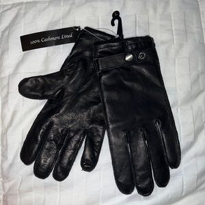 NWT Men’s Large, Black Orvis Gloves. Sheepskin Leather outside, cashmere lined.